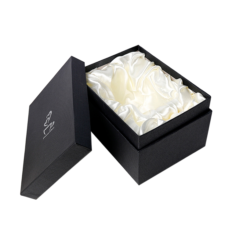 Luxury Custom Rigid Paper Lid and Base Gift Box for Coffee Cup Mug Packaging with Satin Lined Insert  